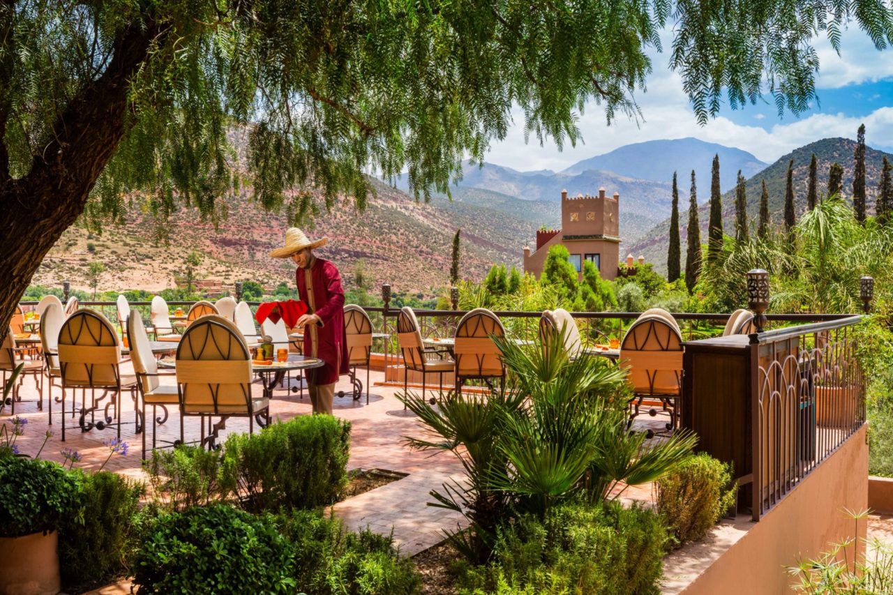 Al fresco dining at Kasbah Tamadot