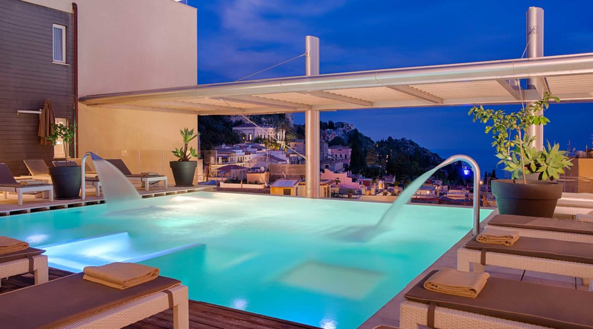 NH Collection Taormina pool