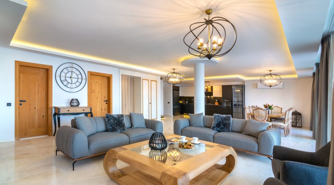 Waters Edge 1, Kalkan - Impressive interior lounge area, comfortable seating, perfect for relaxation and socialising, a perfect blend of luxury, comfort, and modern elegance
