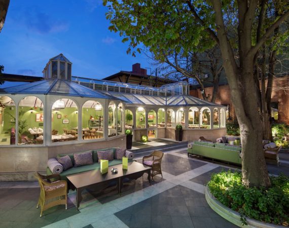 Hagia Sofia Mansions Yeşil Ev Garden Restaurant Winter Garden