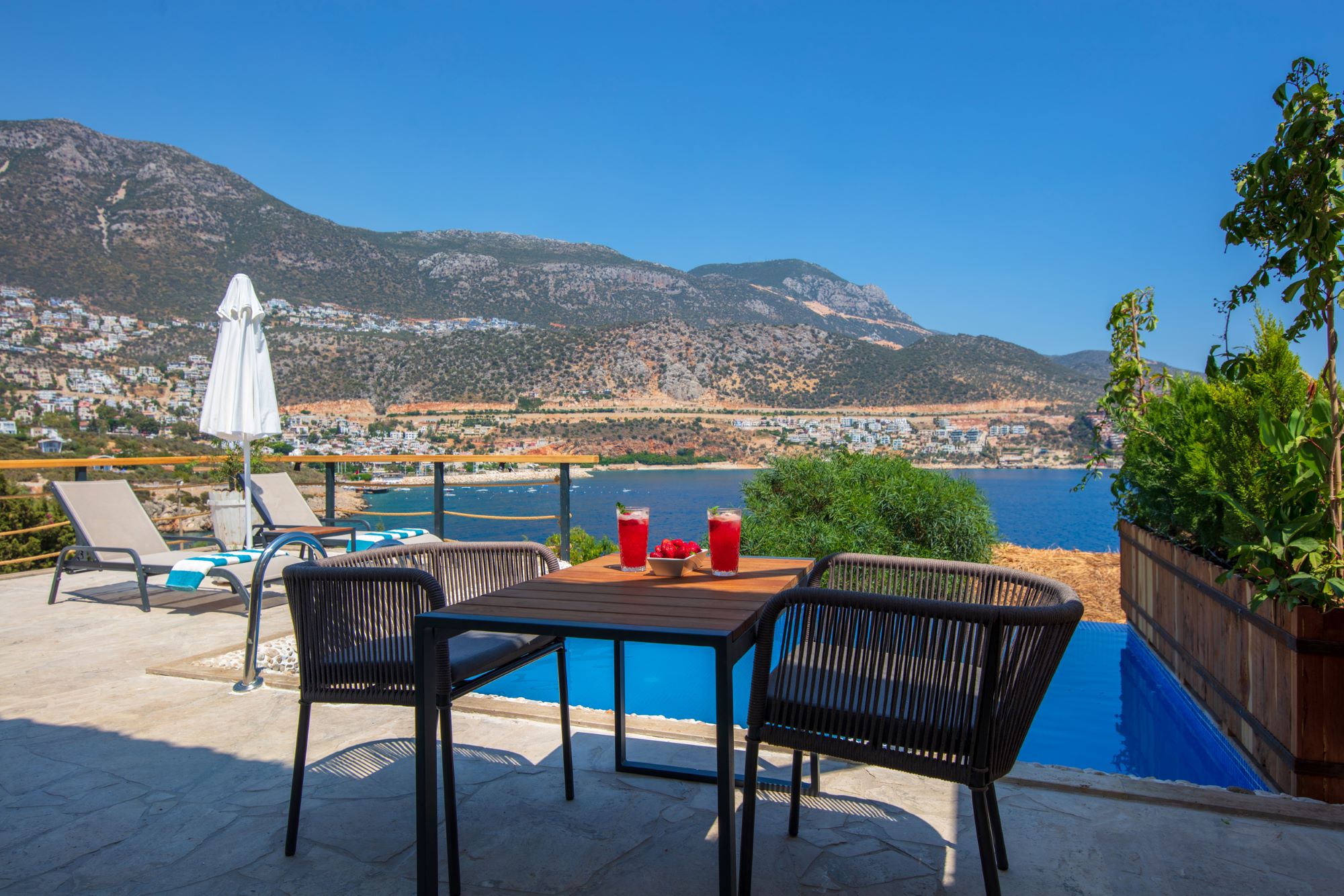 Xanthos New Deluxe Pool Suite sea facing pool