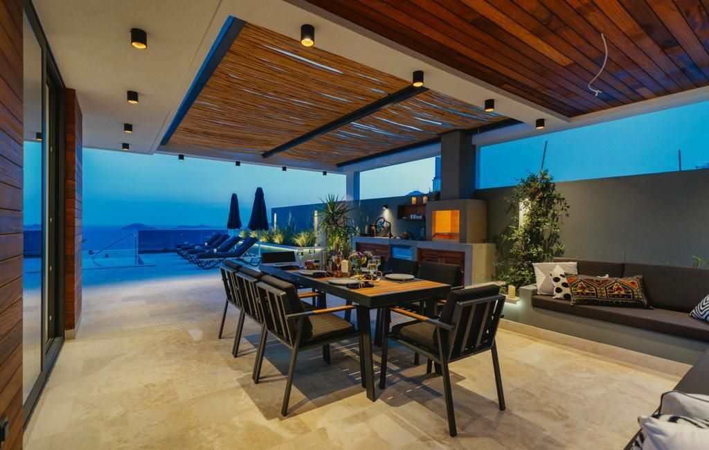 Villa Recep alfreso dining terrace
