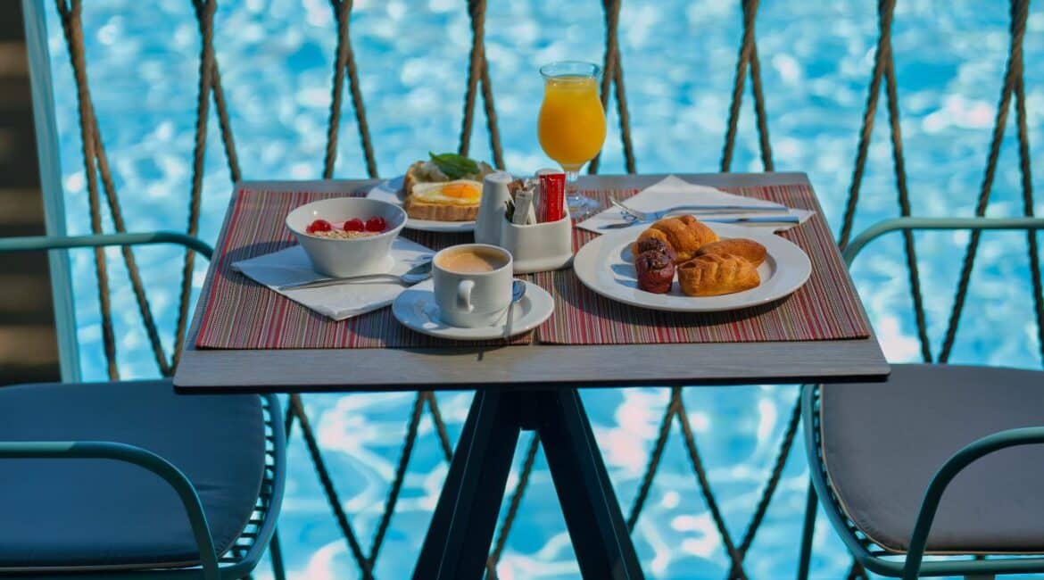 Minos poolside breakfast