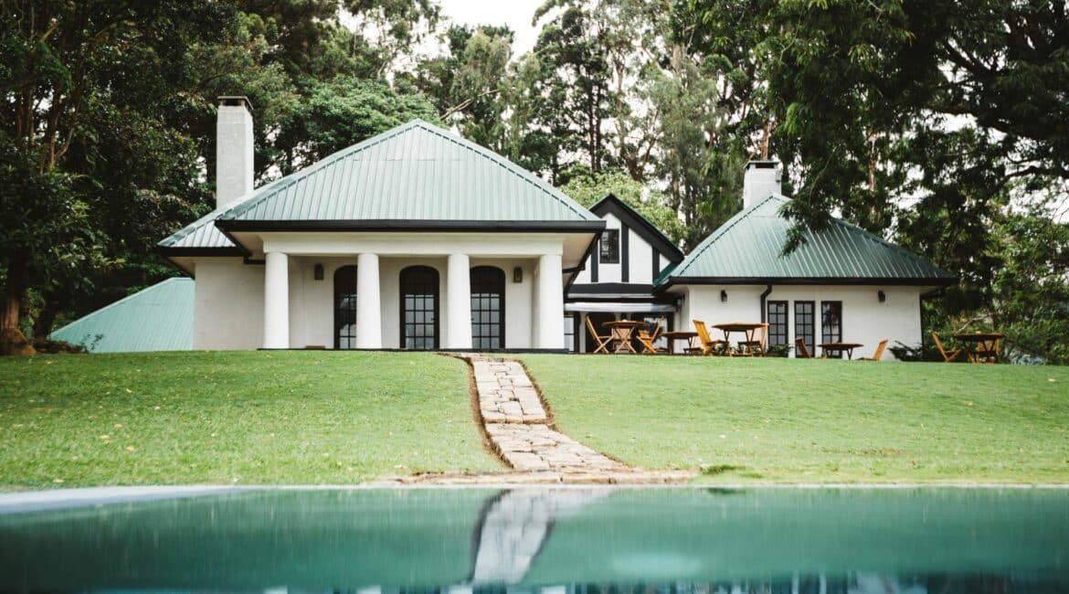 Thotalagala bungalow and infinity pool