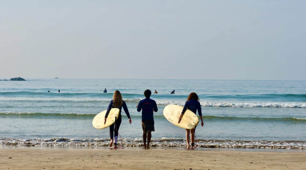 Tekanda Lodge nestled in lush greenery, just a short tuk-tuk ride from Sri Lanka’s south coast beaches, offering a peaceful inland retreat close to the sea.