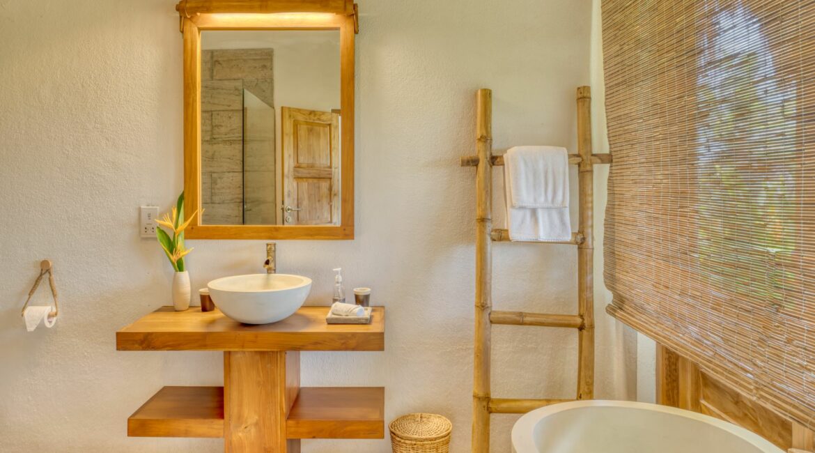 Tekanda Lodge Lodge bathrooms Lodge Rooms