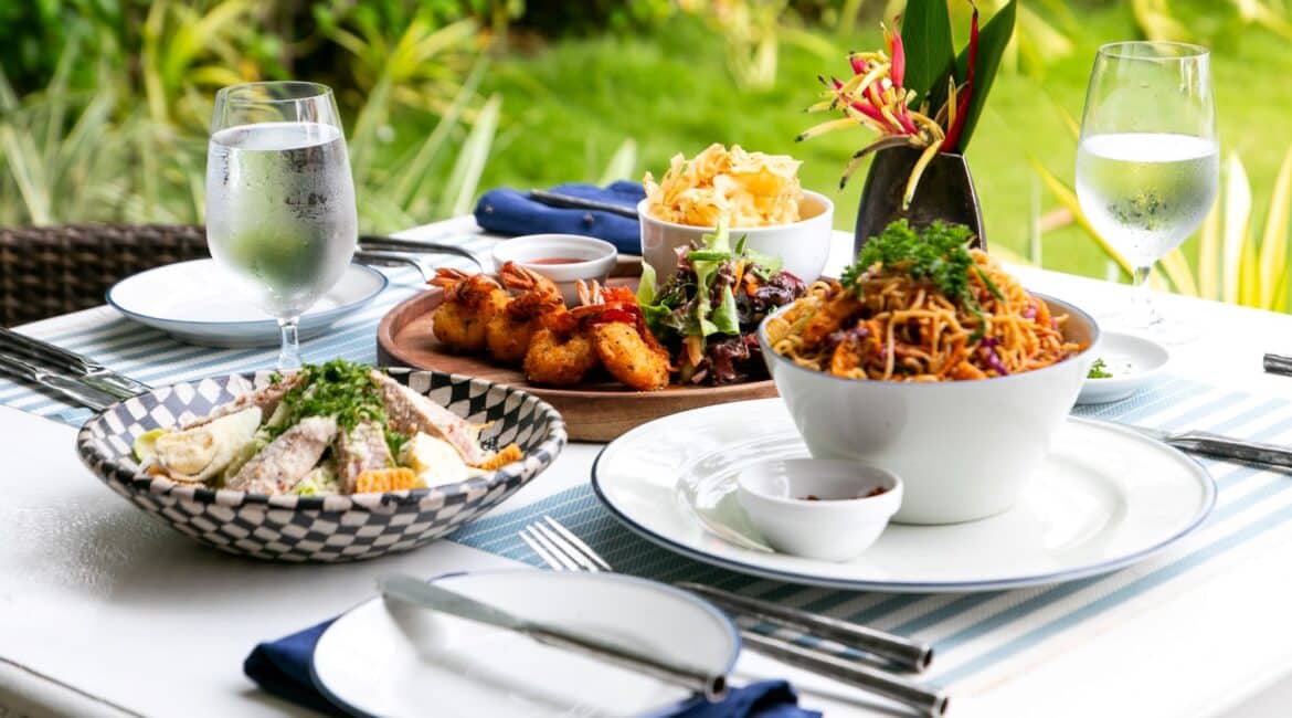 KK Beach dining at lunchtime freshly prepared delicious eats