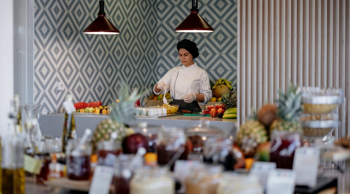 Paralos Lifestyle Beach Crete Armonia healthy breakfast service