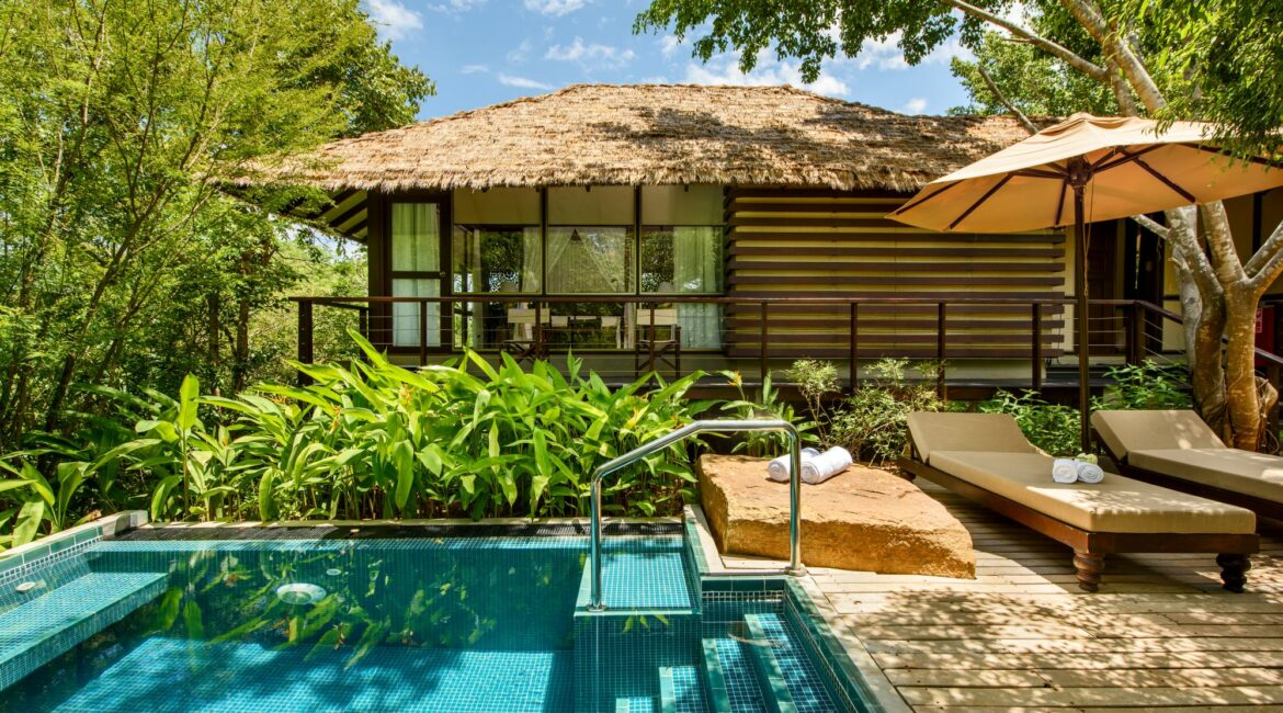 Ulagalla Hotel Ulagalla Pool Villa outside and surrounding gardens