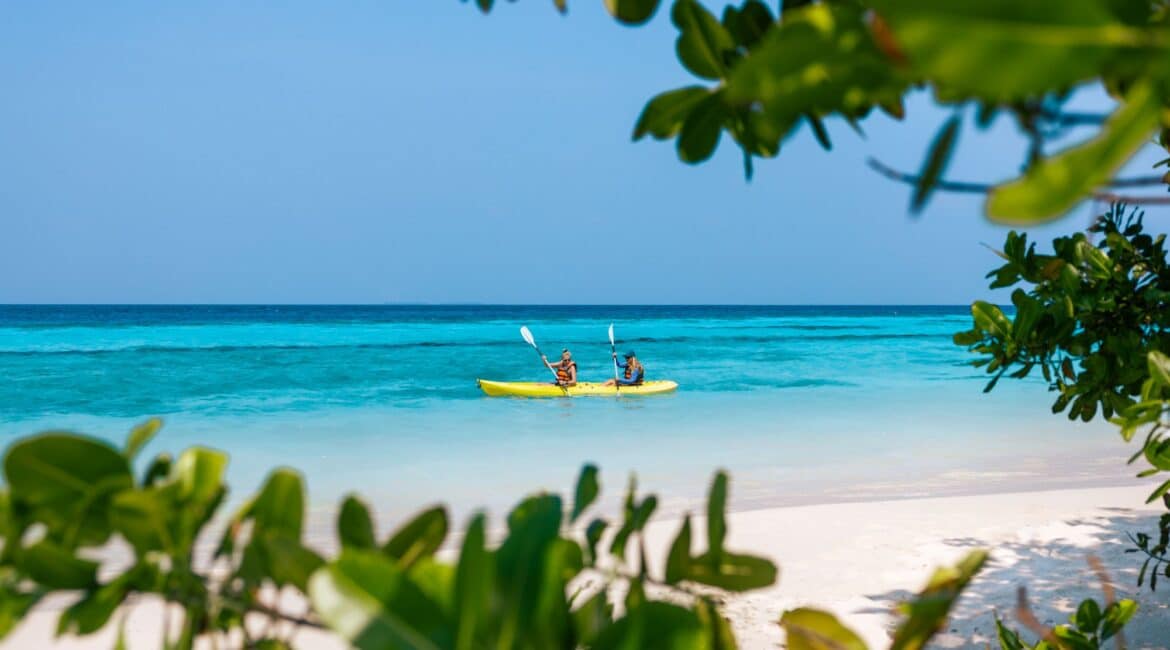 Komandoo Island Resort & Spa kayaking