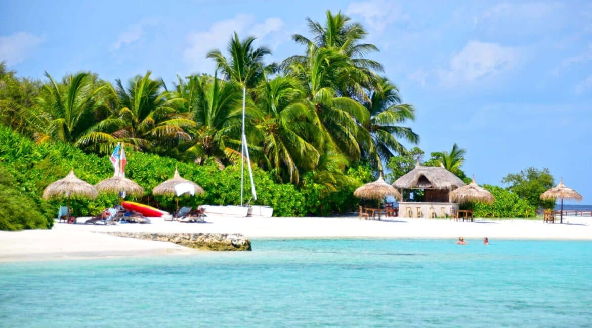 Makunudu Island Maldives lazy days spent oceanside