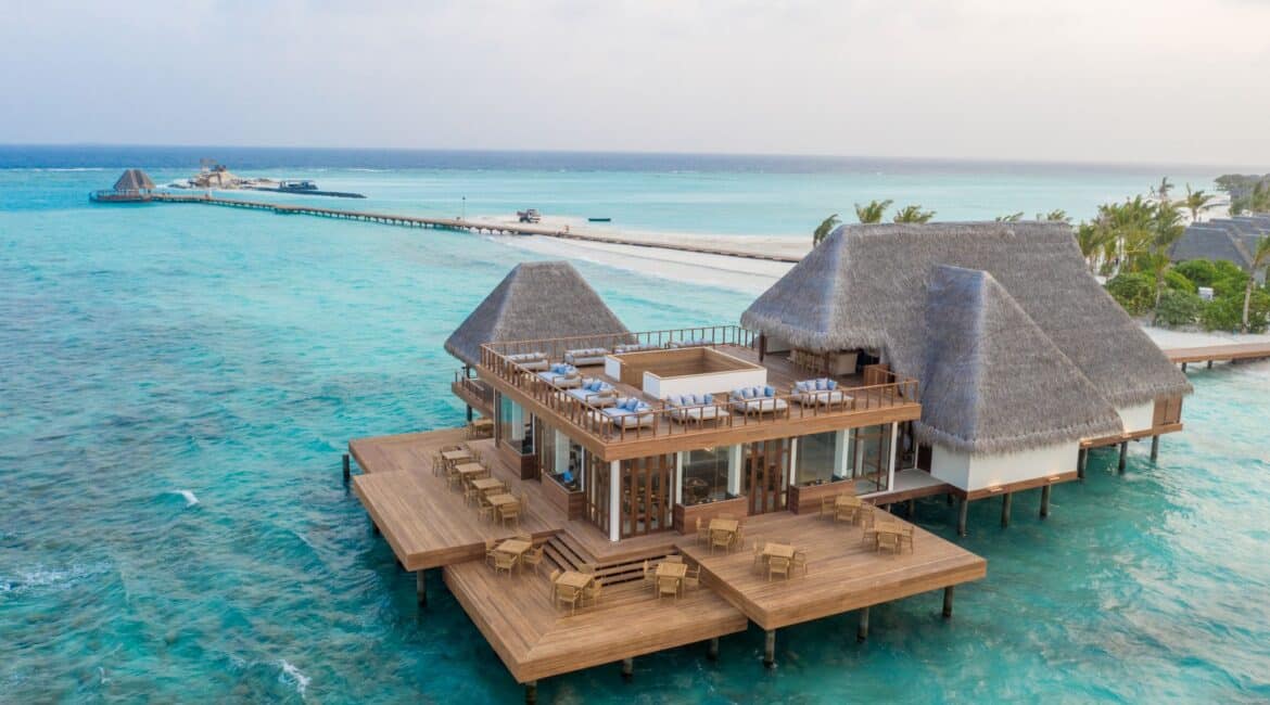 Hatha Ambula and Sky Bar Heritace Aarah Hotel