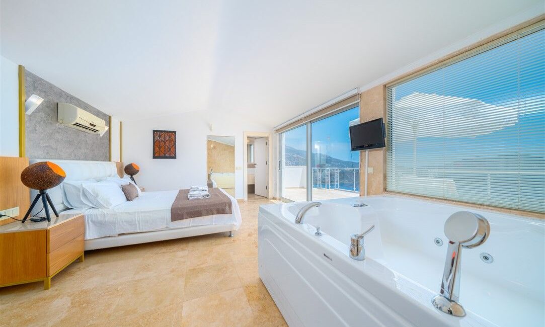 Villa Kayra in Kalkan spacious modern well appointed bedrooms