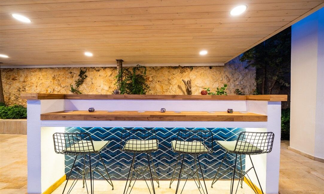 Villa Kayra in Kalkan alfresco bar under the shade of a pergola