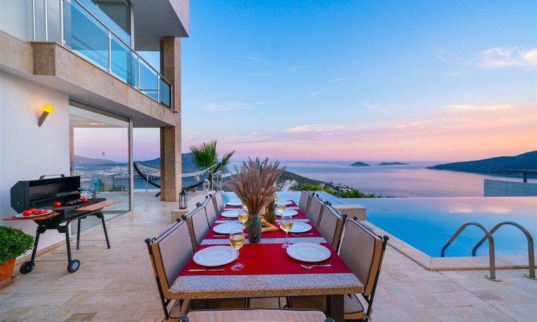 Villa Kayra in Kalkan bbq alfresco dining and swimming pool
