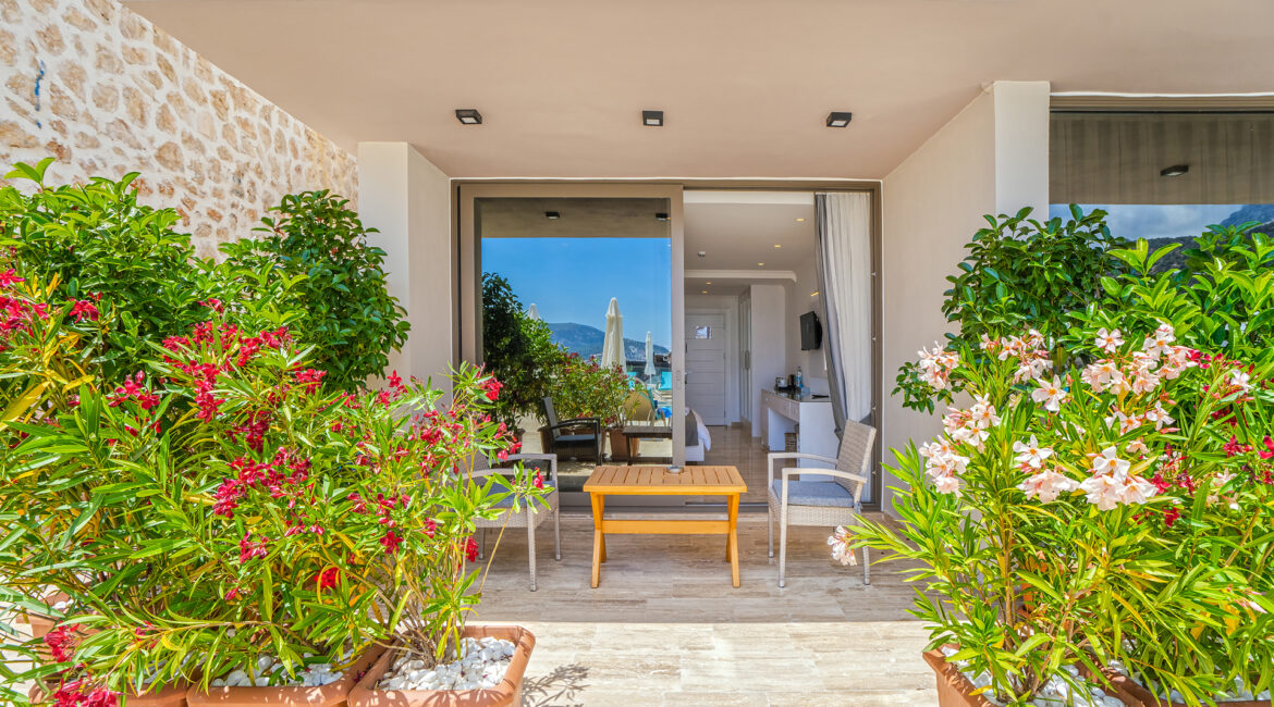 Oasis Hotel Kalkan 801 Pool View Room New building