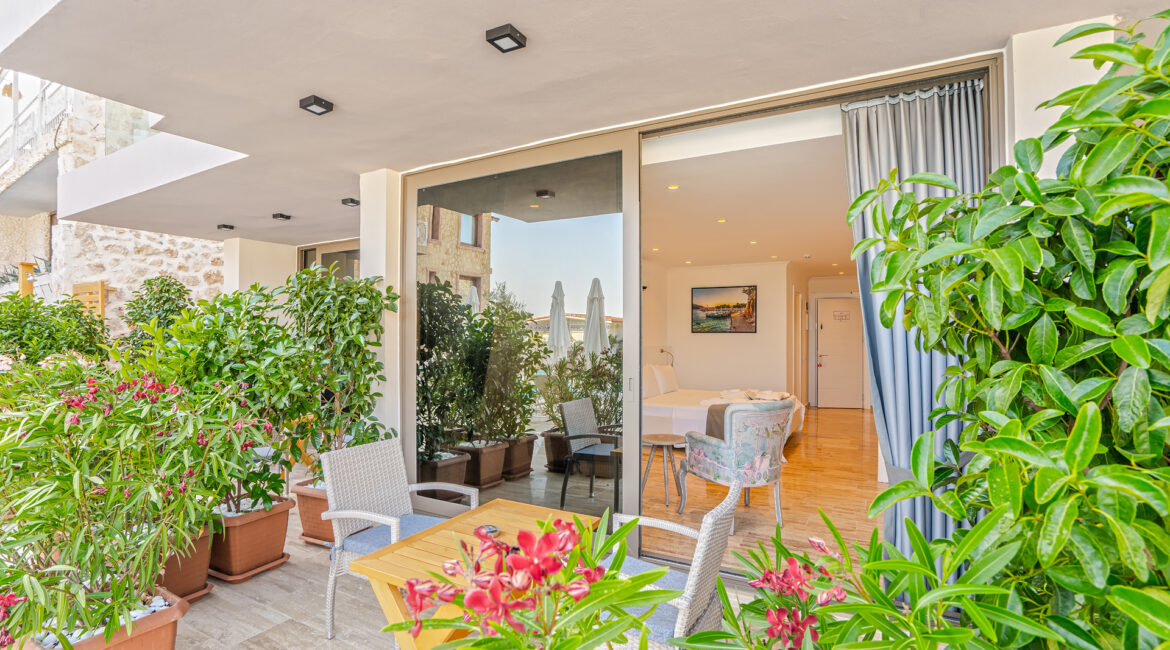 Oasis Hotel Kalkan 802 Pool View Room New building perfect furnished terrace