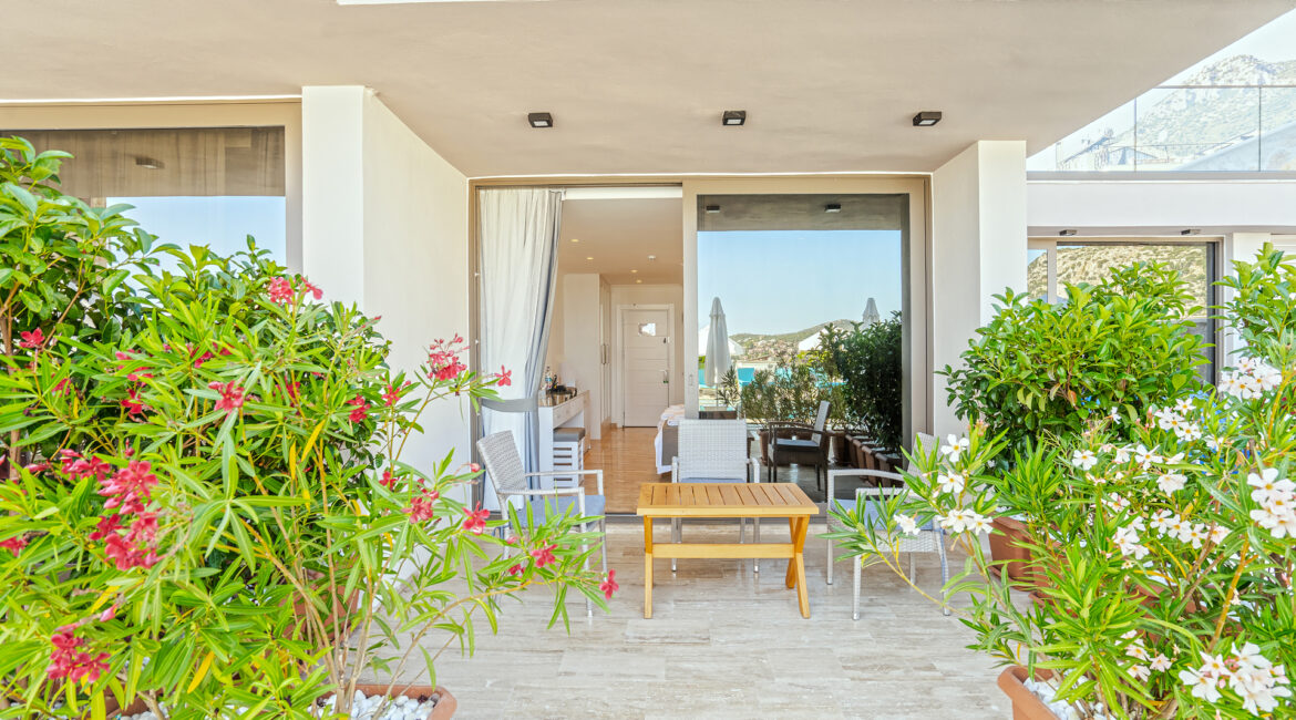 Oasis Hotel Kalkan 803 Pool View Room New building furnished outside space