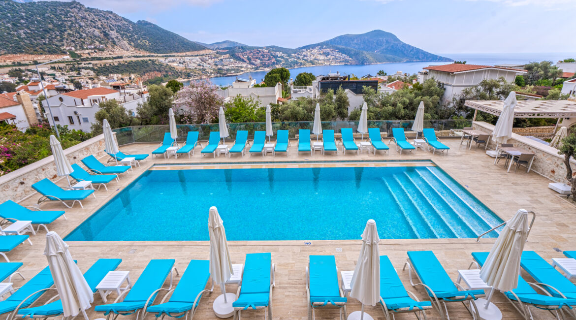 New Building ( Fourth Building) Sea View Suite 806 views over the pool