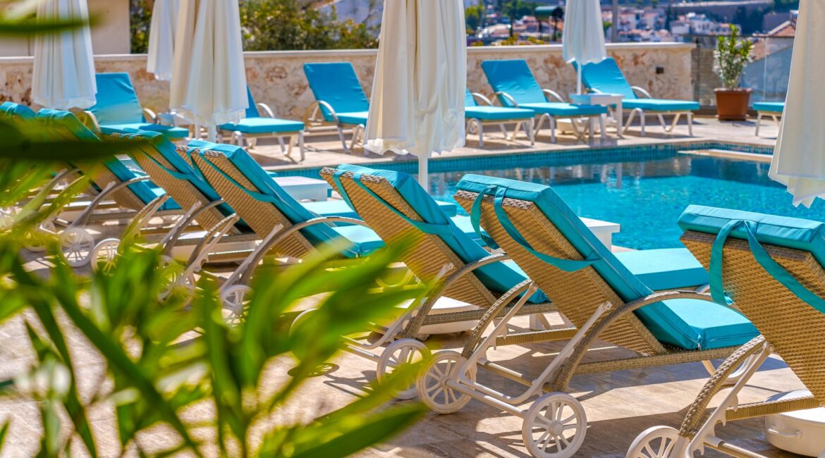 Oasis Hotel Kalkan relaxed afternoons by the pool
