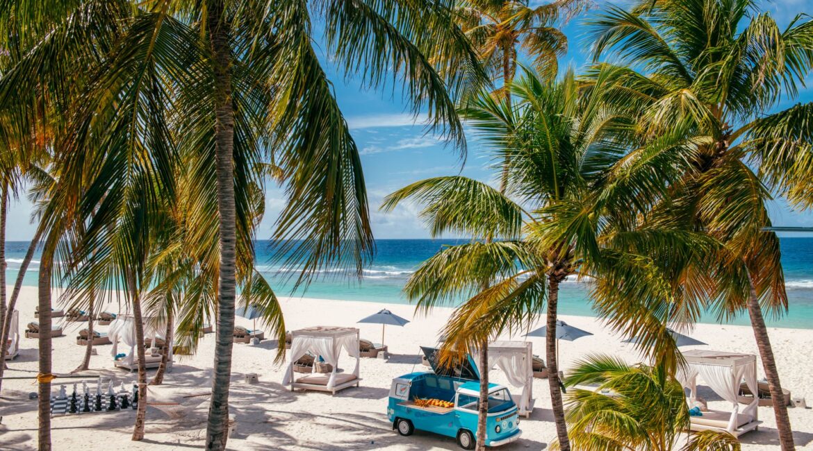 Finolhu Maldives Luxury Resort Dreams of Blue and Green