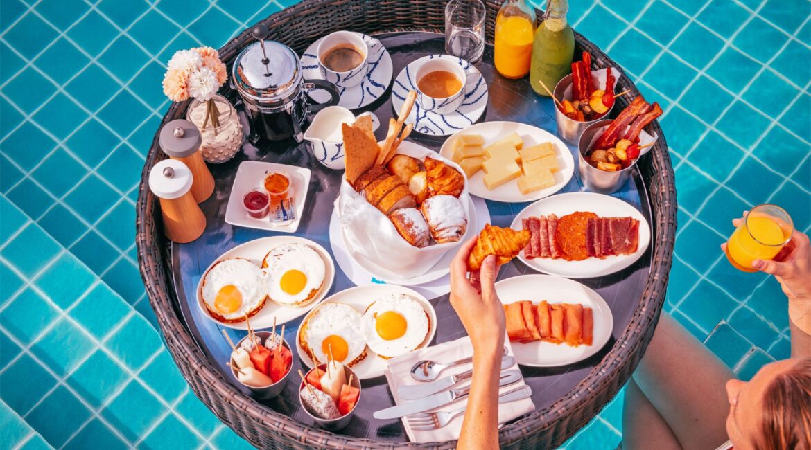 Floating Breakfast Finolhu Maldives Luxury Resort