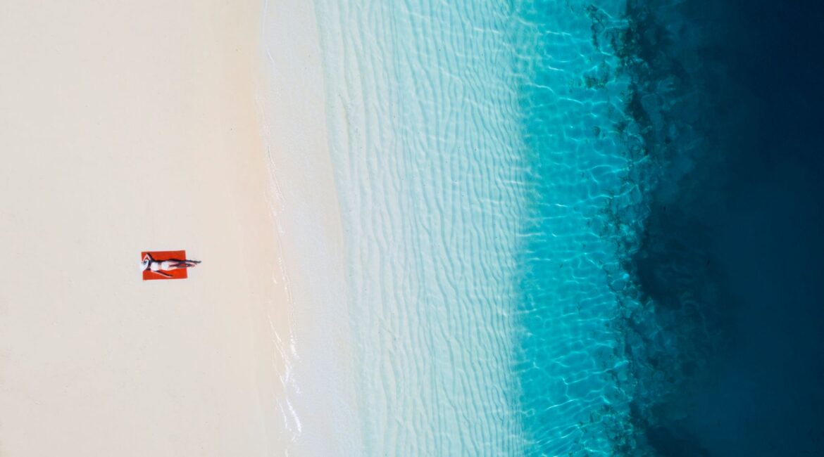 Dhigali Maldives stunning powder soft sand and crystal clear sea
