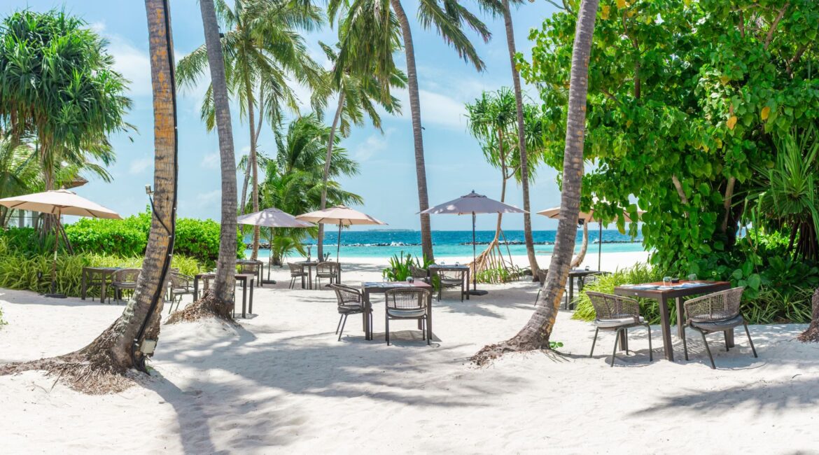 Dhigali Maldives Jade Restaurant powder white sand dreamy setting