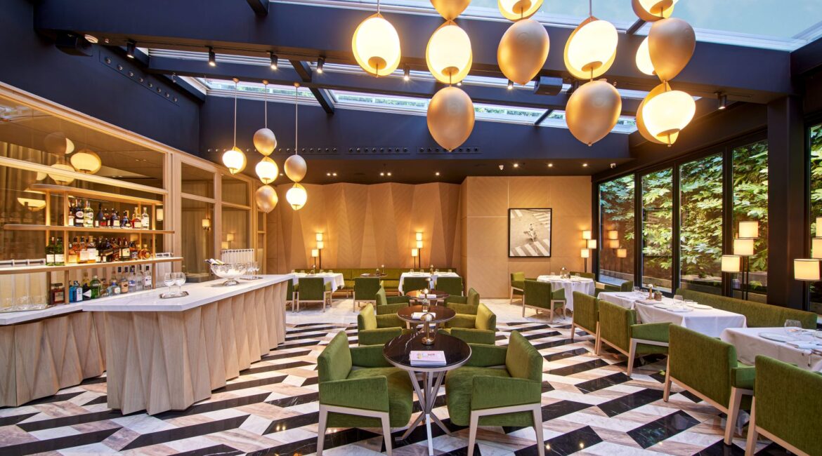 Elegant restaurant interior at Vakko L’Atelier, Vakko Hotel & Residence Istanbul.