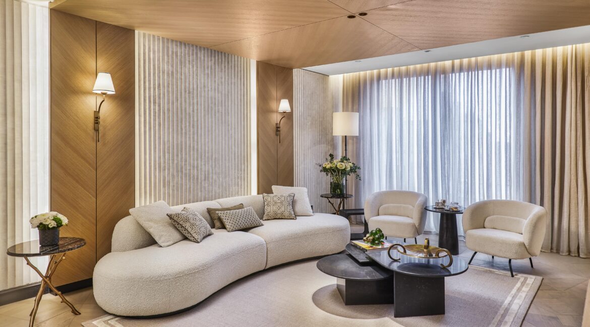 Signature Suite interior at Vakko Hotel & Residence Nisantasi Istanbul with spacious lounge and refined design.