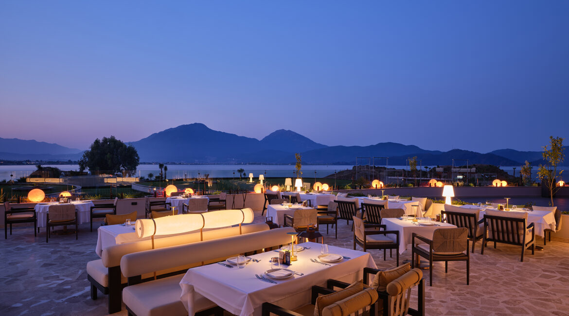 Kafi alfresco dining and sea views at XO Cape Arnna Fethiye