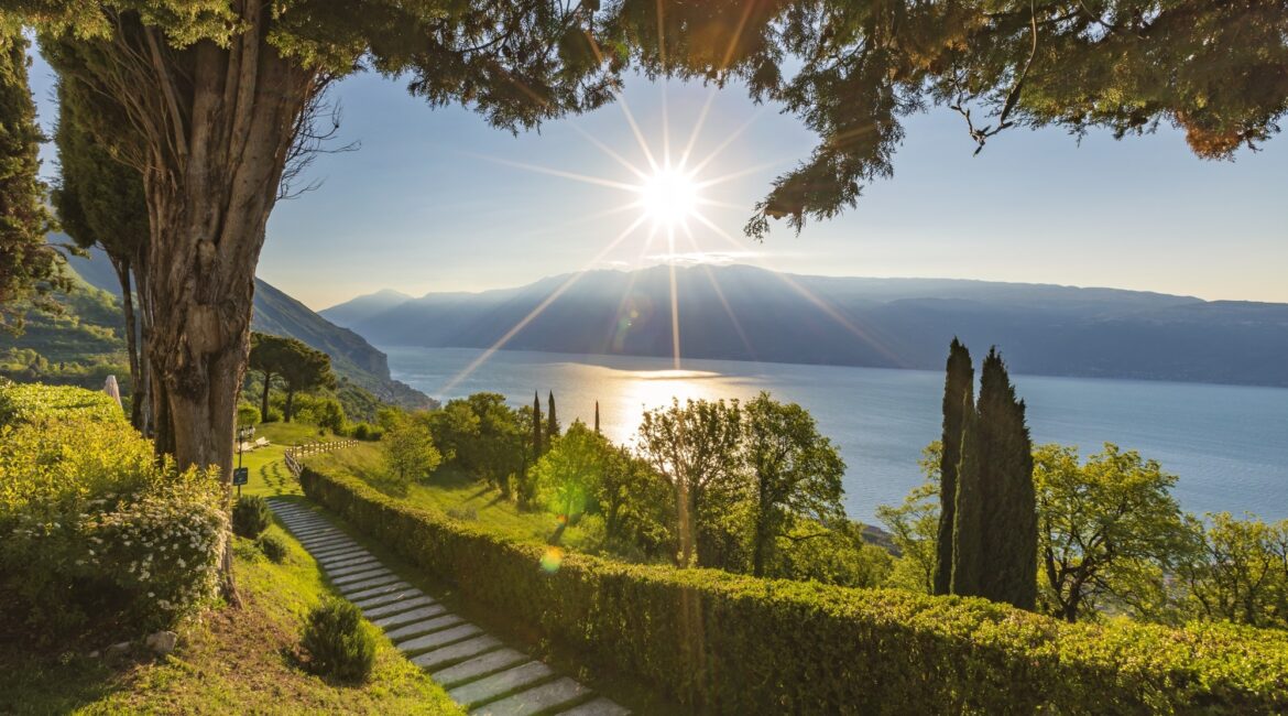 Panoramic lake view and at Villa Sostaga boutique hotel