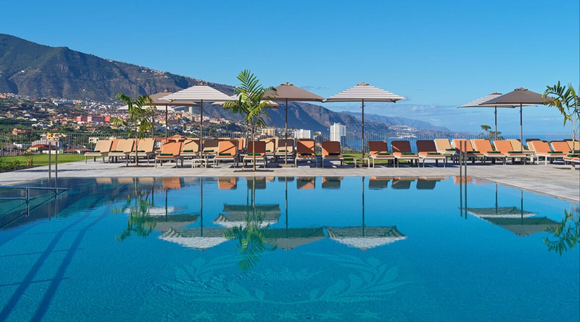 Gran Hotel Taoro pool and manicured terraces Tenerife