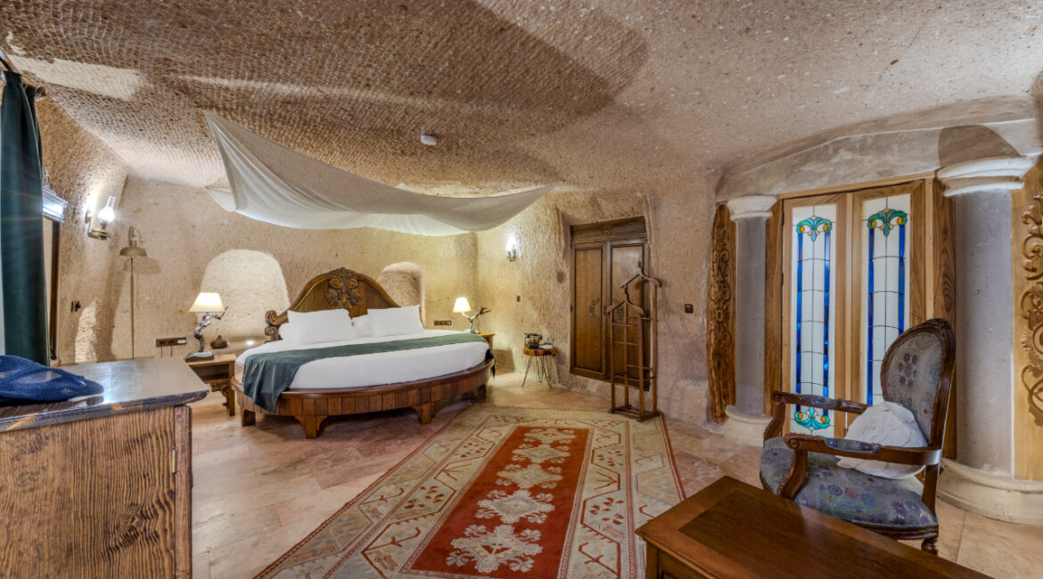 Shehrazat Deluxe Suite No 103 spacious cave suite with living area and traditional furnishings