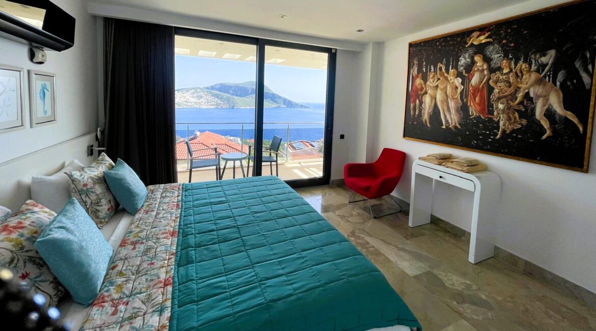 Double bedroom with panoramic sea views at Topaz Penthouse at Mavi Su House Kalkan