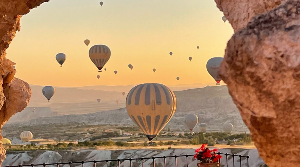 Breakfast terrace with hot-air balloon views at Museum Hotel Cappadocia