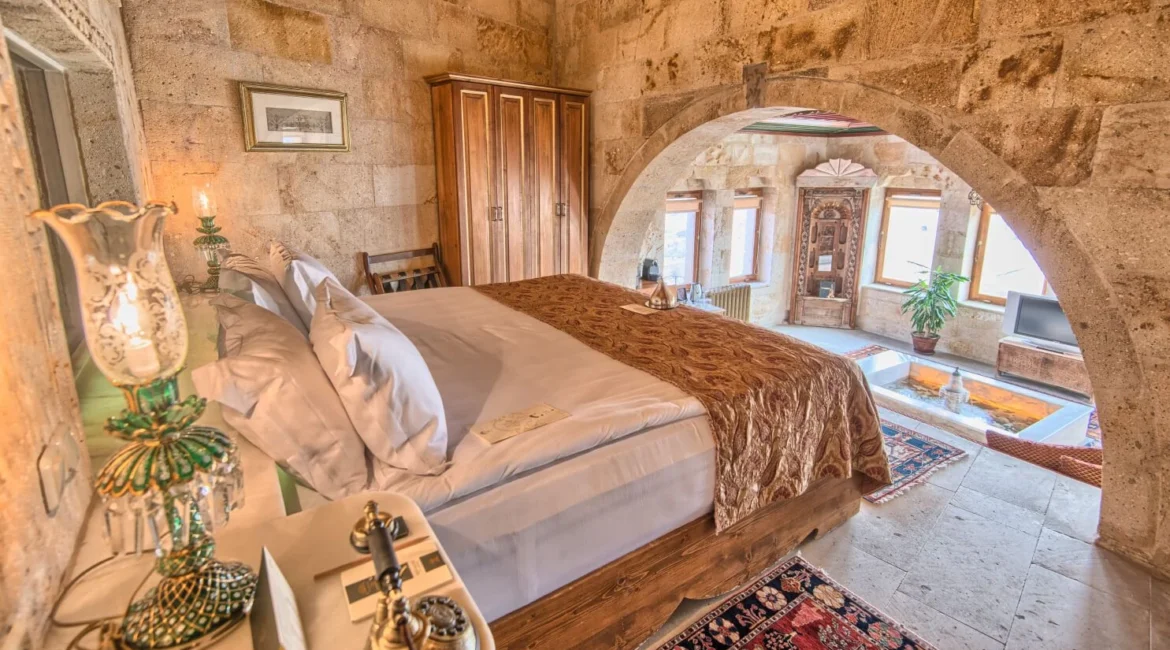 Museum Hotel Cappadocia Prime Suite Divan Suite luxury cave bedroom