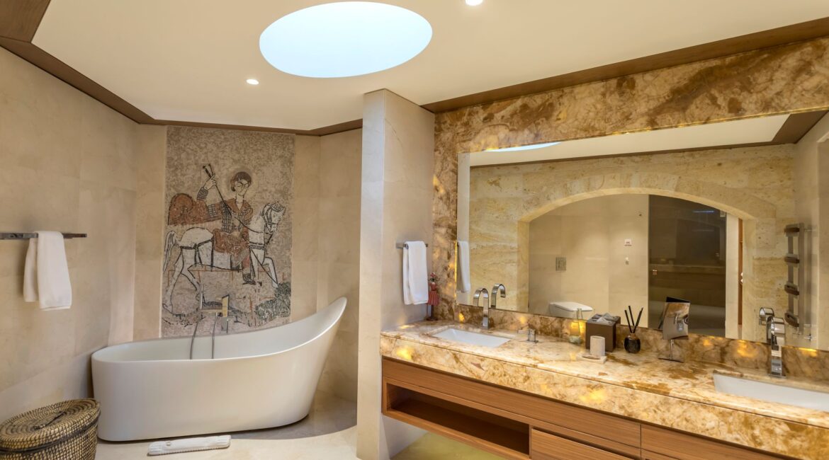 ariana-sustainable-luxury-lodge-inara-suite-bathroom-cappadocia.jpg
