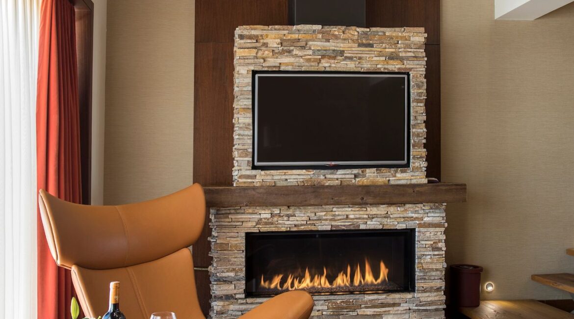 ariana-sustainable-luxury-lodge-suite-with-fireplace-cappadocia.jpg