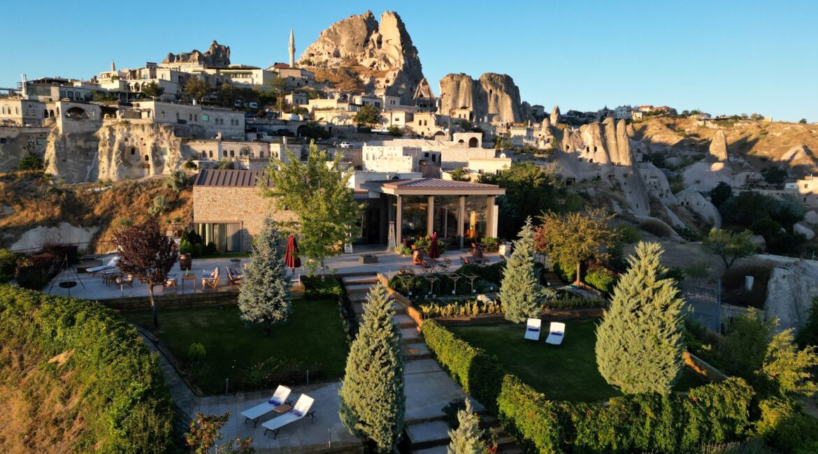 ariana-sustainable-luxury-lodge-uchisar-castle-view-cappadocia.jpg