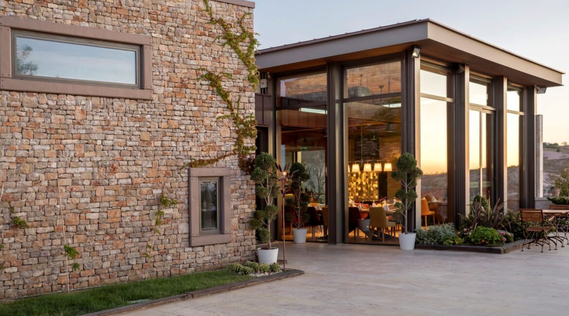 ariana-sustainable-luxury-lodge-hotel-entrance-exterior-cappadocia.jpg